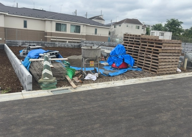 【外観】 | 土地探しをしていると都市計画区域という言葉を目にすると思います。法律によって、都道府県知事や国土交通大臣が指定するエリアのことを指しており、都市計画区域は市街化区域と市街化調整区域に分けられています。
