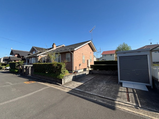 【前面道路含む現地写真】 | 石岡市山崎（パセオパルケ）平屋中古