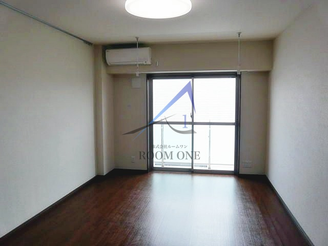 スミレクルールの居間・リビング|洋室のお部屋です。