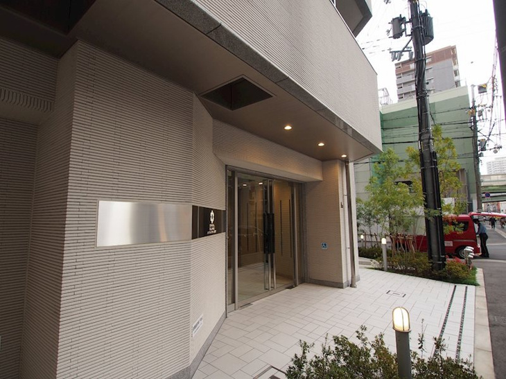 【エントランス】クリスタルグランツ西本町 