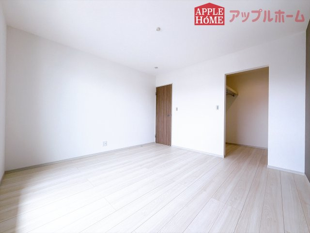 [新築住宅] 熊谷市江南中央1丁目 全1邸の洋室|２階居室は全室収納あり！たっぷりある収納活用でお部屋もキレイを保てます♪