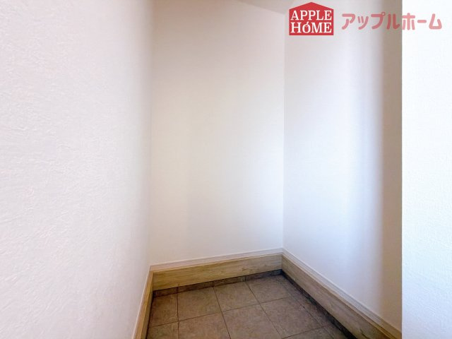 [新築住宅] 鶴ヶ島市上新田 1期 全3棟の収納|土間収納あります♪