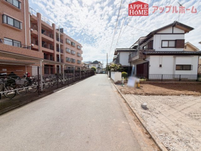 [新築住宅] 鶴ヶ島市藤金 第15 全1棟の前面道路含む現地写真