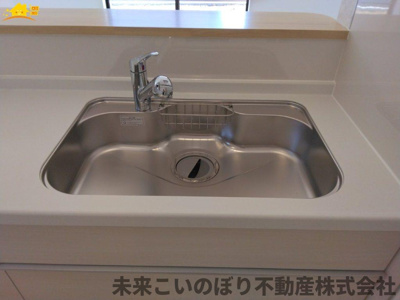 【設備】 | Cradlegarden加須市馬内第3　4号棟 | ビルトイン浄水器付きです。大切な家族にはいい水を飲んでもらいたいですね。ビルトイン浄水器付きです。大切な家族にはいい水を飲んでもらいたいですね。