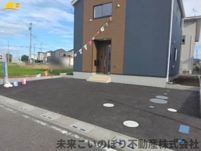 【駐車場】 | Cradlegarden加須市北下新井第5　4号棟 | 駐車スペース3台可能！！来客時も安心です！
