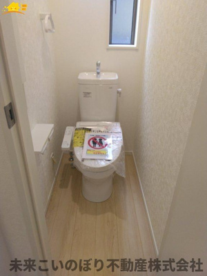 【トイレ】 | Cradlegarden加須市北下新井第5　3号棟 | 白を基調とした清潔感のある空間です◎お好みのアレンジでオリジナルの空間に仕上げましょう♪