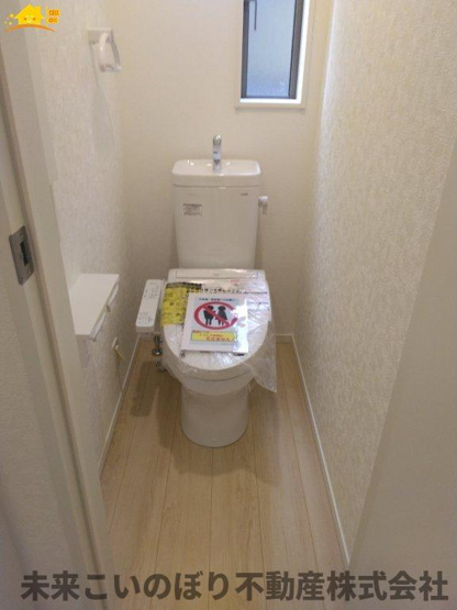 【トイレ】 | Cradlegarden加須市北下新井第5　3号棟 | 白を基調とした清潔感のある空間です◎お好みのアレンジでオリジナルの空間に仕上げましょう♪