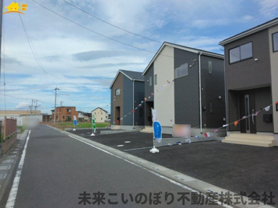 【前面道路含む現地写真】 | Cradlegarden加須市北下新井第5　2号棟 | 前面道路含む現地写真です