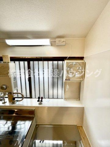 赤川3丁目貸家のキッチン