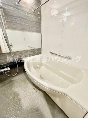 グレンパーク梅田北の浴室
