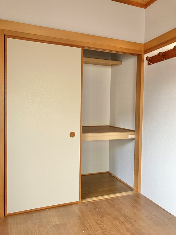 東中野戸建の収納