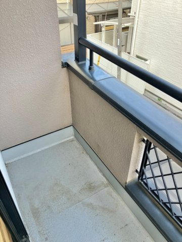 東中野戸建のバルコニー