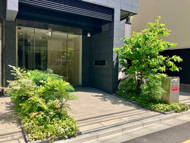 オープンレジデンシア千代田外神田のエントランス