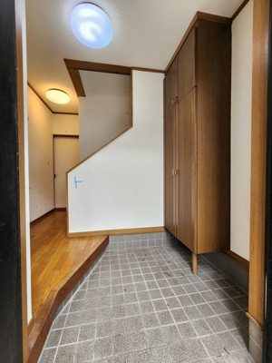 【玄関】 | 大岡３丁目戸建