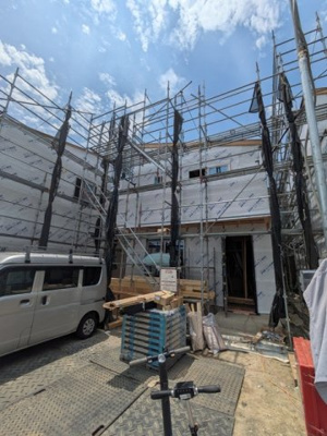 建築中です