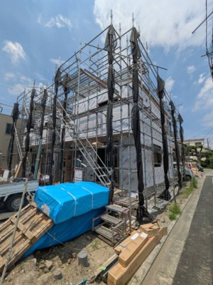 建築中です