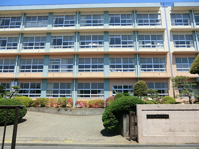 平塚市立松延小学校まで850ｍ