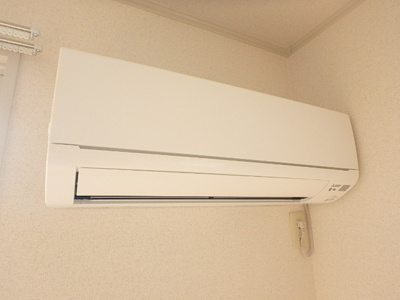 エアコン１基付き。