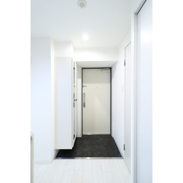 セオリー夕陽丘DOORの玄関
