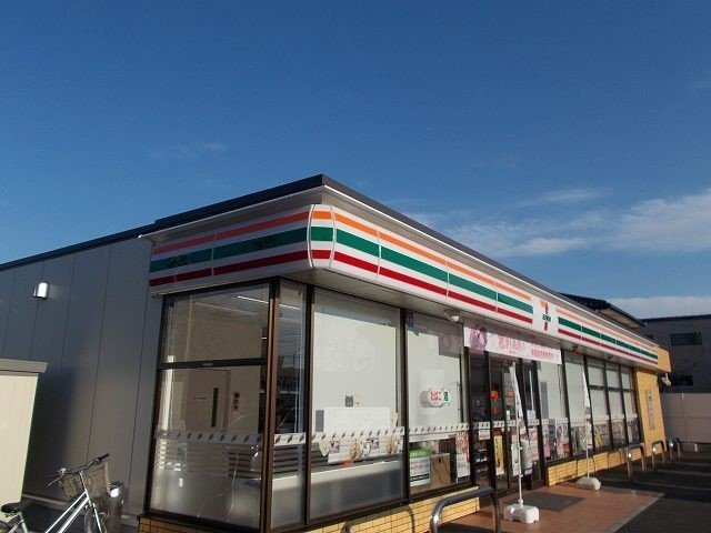 ビオーラ　Ｂの周辺|セブンイレブン前橋三俣３丁目店まで550m