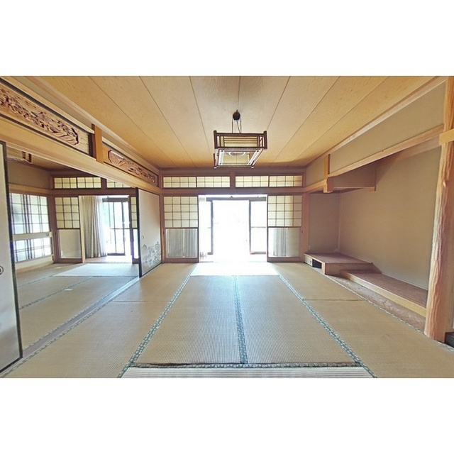 山県市大桑の一戸建ての内装