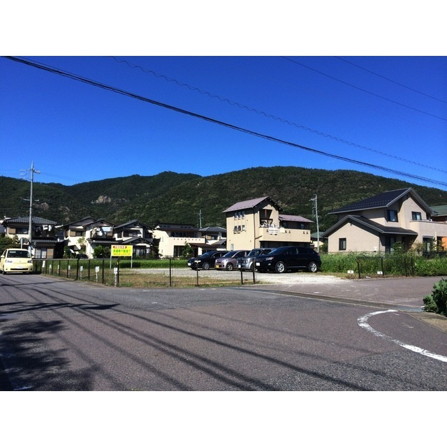 岐阜市長良東３丁目の駐車場の外観