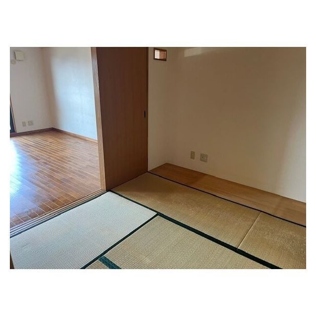 岐阜市正木北町のアパートの内装