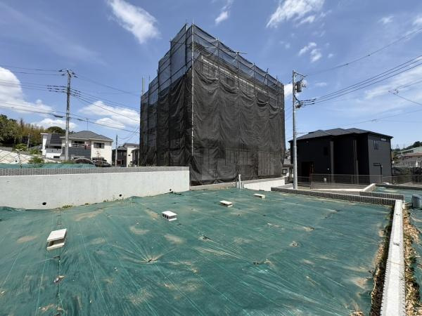 横浜市泉区岡津町の売地の外観|景色の良い明るい現地・建物プランもございますお問い合わせください。参考価格（建物予算９０平米１３５０万円