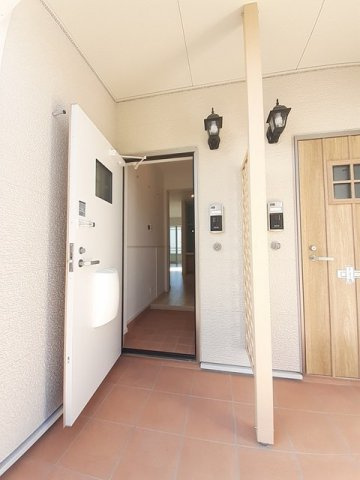 ラントベルク　Ｂのエントランス