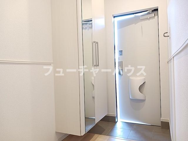 コート桜道の玄関