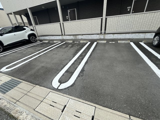 サンフローラの駐車場