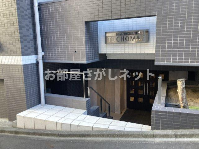 シンシア都庁前のエントランス