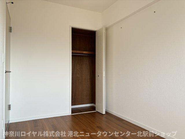 【寝室】