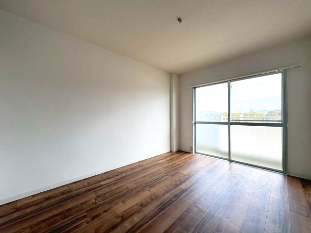藤ヶ丘ハイツの洋室