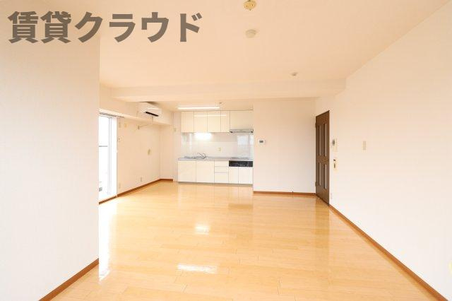 オーシャンビュー壱番館の居間・リビング|ゆったり過ごせる居間です