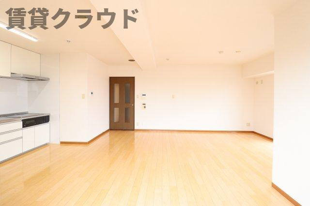 オーシャンビュー壱番館の居間・リビング|居間です