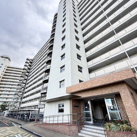 リノベ寝屋川サンハイツＡ棟の外観