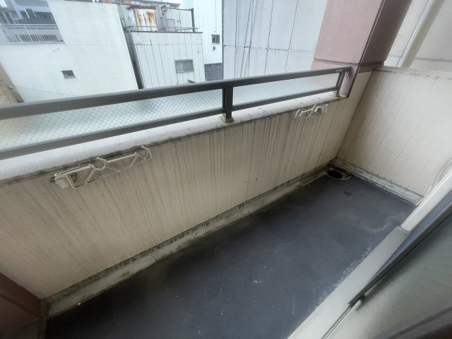 カルザ姫路のバルコニー