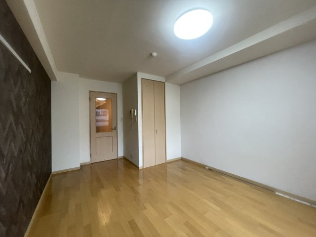 カルザ姫路の洋室
