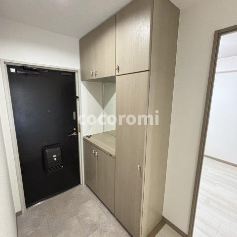 PHOENIX COURT 交野IIの玄関