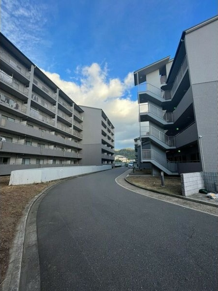 PHOENIX COURT 交野II