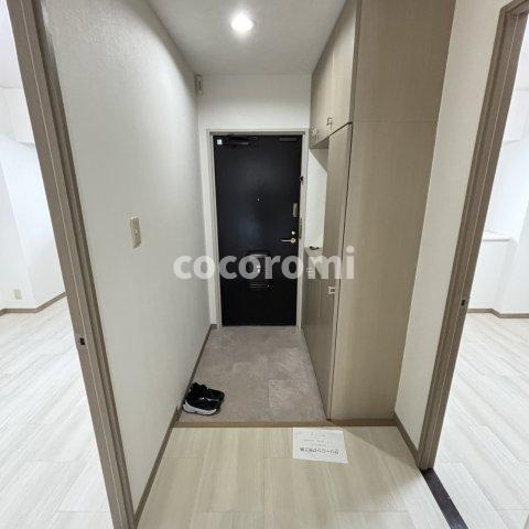 PHOENIX COURT 交野IIの玄関
