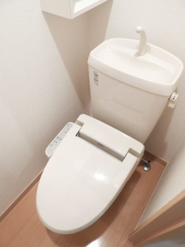 カーサ・フィオーレ中広通りのトイレ|シンプルで使いやすいトイレです