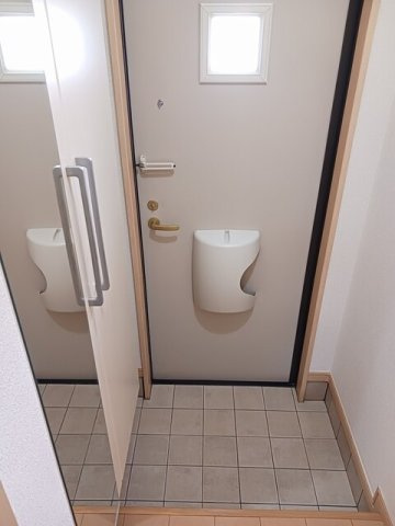 エテルノ・アロッジオ弐番館の玄関|玄関です