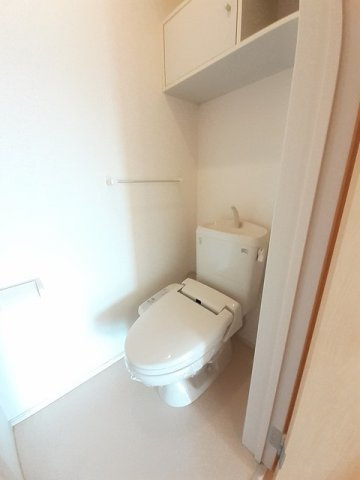ハピネスコート　Ａのトイレ|落ち着いた色調のトイレです