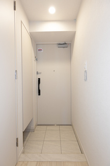 【玄関】 | ＲＪＲプレシア東十条ガーデン | ※写真は同タイプ住戸です。
