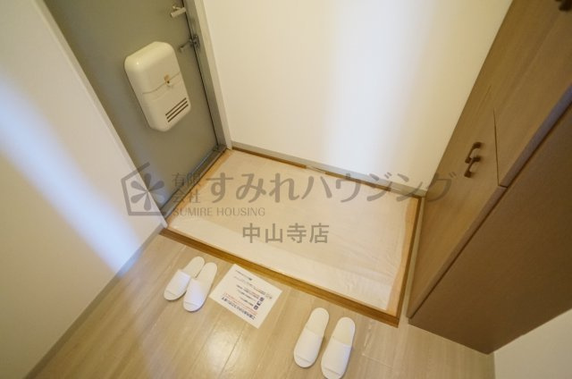 グリーンパーク鴻池の玄関