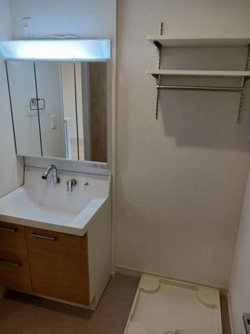 【洗面所】 | メゾン　アールエスピー | コンパクトで使いやすい洗面所