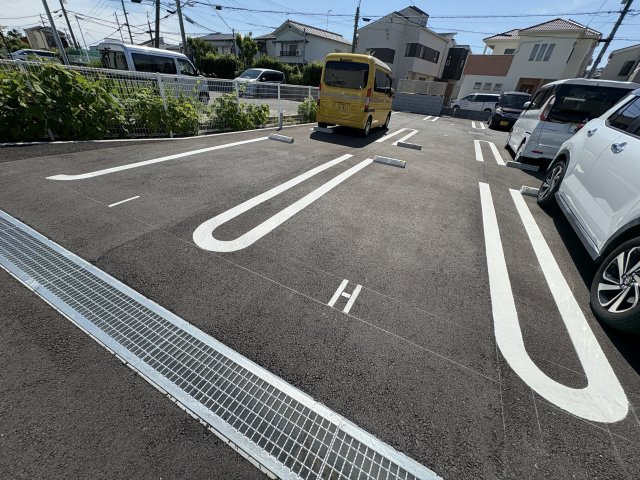 アズーロ垂水Ⅰの駐車場
