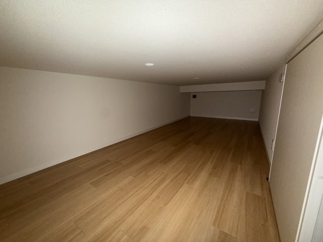 Belle Lead加古川　イチョウ並木の洋室